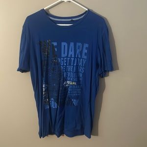 Like new men’s buffalo t shirt